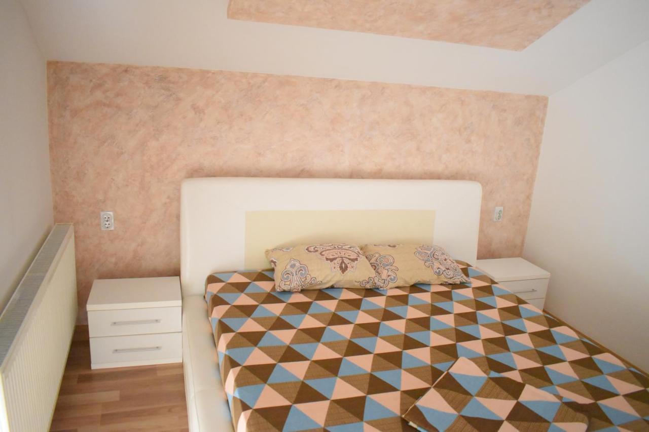 Apartments Holiday Vranje Exterior foto