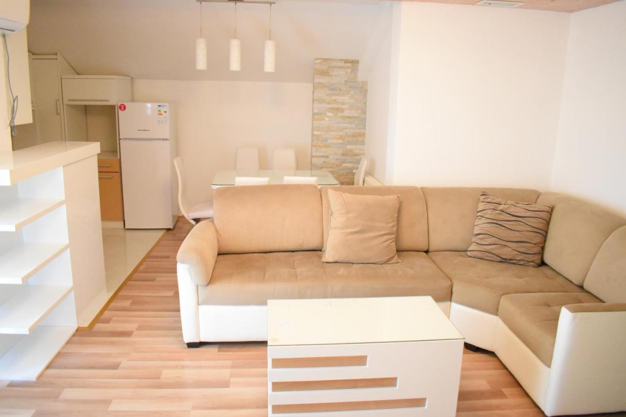 Apartments Holiday Vranje Exterior foto