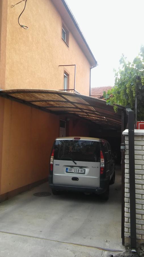 Apartments Holiday Vranje Exterior foto